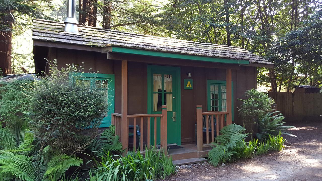 Emerald Forest Cabins Trinidad Esterno foto