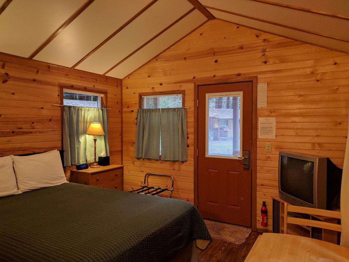 Emerald Forest Cabins Trinidad Esterno foto