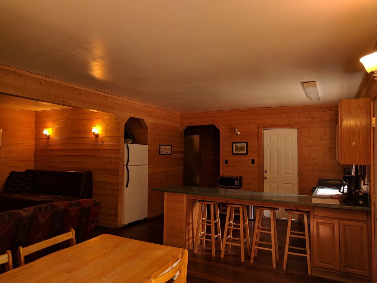 Emerald Forest Cabins Trinidad Esterno foto