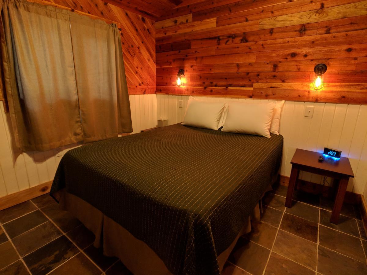 Emerald Forest Cabins Trinidad Esterno foto