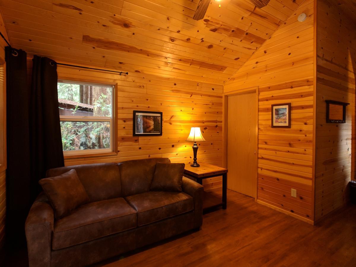 Emerald Forest Cabins Trinidad Esterno foto