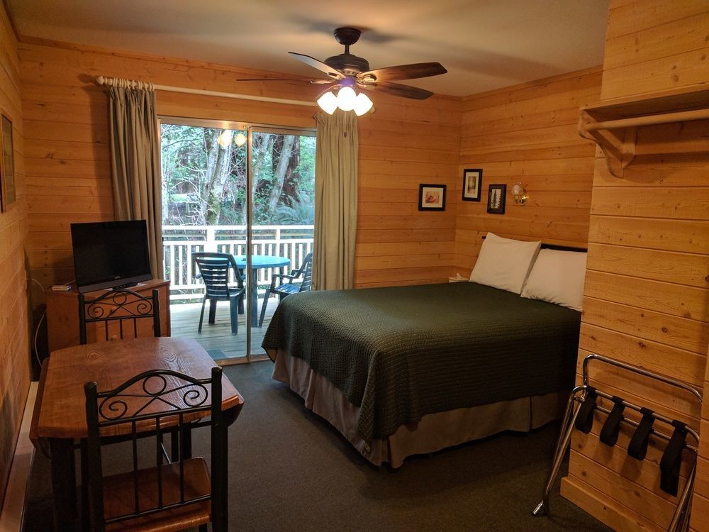 Emerald Forest Cabins Trinidad Esterno foto